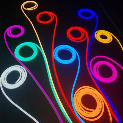 Cina Il ODM bianco di colore ha condotto la distanza tagliente 2.5cm impermeabile Flex Rope della luce della metropolitana al neon in vendita