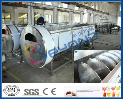 China Equipamento industrial da trasformação de frutos do suco de laranja com tipo espiral máquina refrigerando à venda