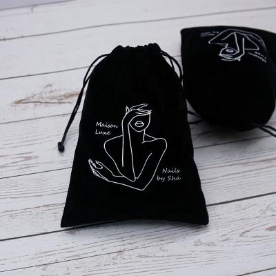 China Custom Logo Black Cheap Velvet Drawstring Safety Personal Bag Velvet Drawstring Packaging Gift Bags Pouch for sale