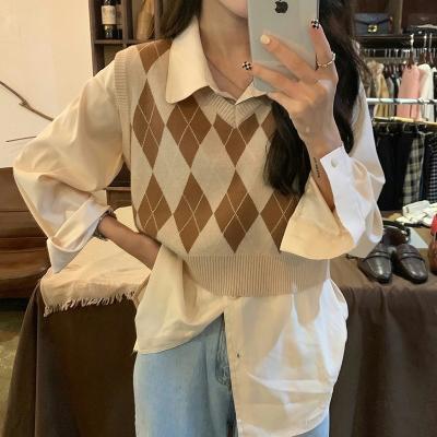 China Autumn Fashion Female Vintage Plaid Breathable Sweater Vest Sleeveless Knitted Tank Top Crop Top Women Vest Vest for sale