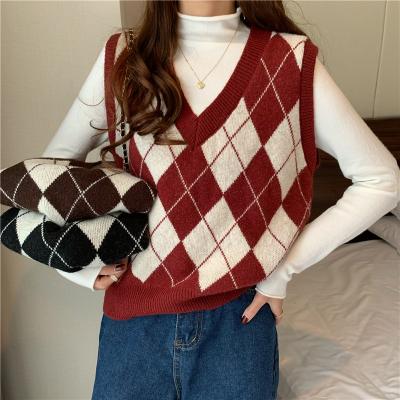 China Breathable Summer Autumn Winter Argyle Vest Sweater with Plaid V-Neck Knitted Multi Color Diamond Women Vest Sweater for sale