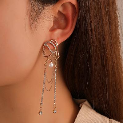 China European and American Central Statistical Creative Wind Earrings Girl Pearl Design Long Tassel Face French Retro Earrings for sale