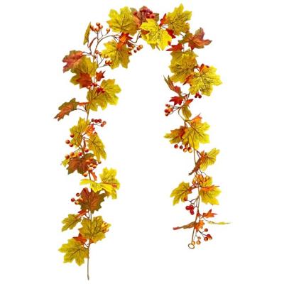 China Thanksgiving Decoration Autumn Maple Leaves Garland Artificial Autumn Foliage for Thanksgiving Halloween Christmas Party Decoration for sale