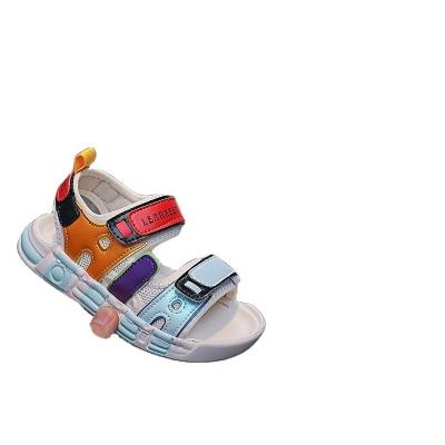 China New summer flat breathable beach shoes for boys and girls non-slip lightweight leisure sports multi-functional children's sandals for sale