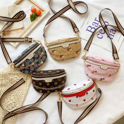 China Fashion Factory Wholesale High Quality Multicolor Pattern Cartoon Cross - Body Girls Children Chest Bag Kids Pussy Package for sale