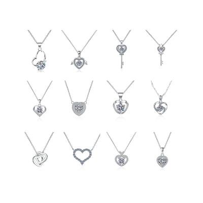 China Deechy Jewelry Romantic Fine Heart Shape Silver Heart 0.5CT-2CT Gemstone Necklaces Valentine White Moissanite Diamond Necklace S925 for sale