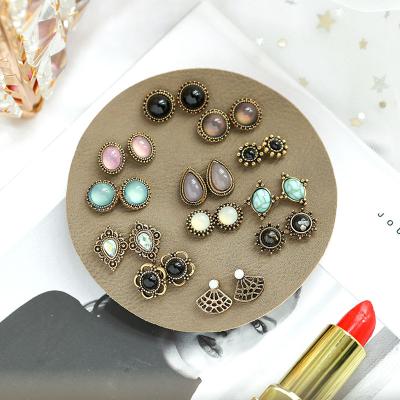 China Vintage 12 Pairs / Lady Fashion Set Retro Earrings Mixed Classic Alloy Resin Gemstone Earrings Sets Black Round Ear Stud Jewelry Sets for sale