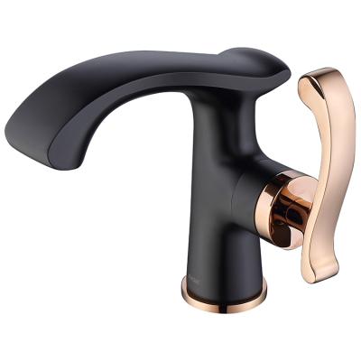 China Modern With Handle Matt Black Rose Gold Brass Deck Mounted Classic Mixer Toilet Bathroom Basin Faucet for sale