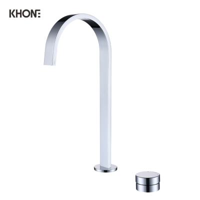 China 2021 Modern New Design Deck Mounted Bathroom Basin Faucet Chrome Sink Brass Basin Faucet for sale