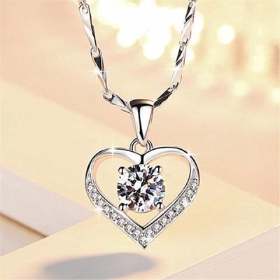 China FASHIONABLE Wholesale Custom 925 Sterling Silver Heart Shape Crystal Heart Shape Pendant Necklace For Women Jewelry for sale