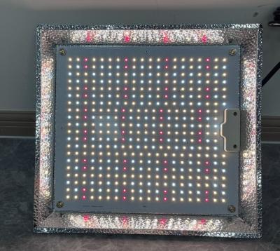 中国 暗くなるフルスペクトル 白光 660nm 量子ボード LED 室内栽培用 成長光 販売のため