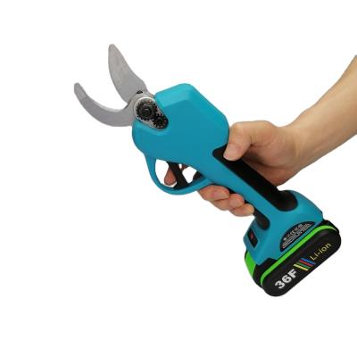 China New Design Anti-Slip Lithium Battery Powered Portable Cordless Scissors Handle 35mm Electric Pruner Apple Trees for sale