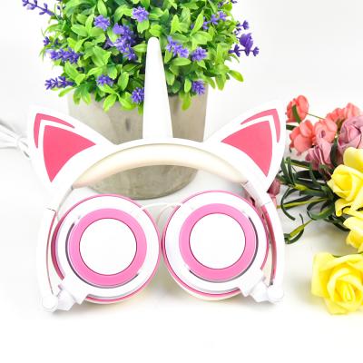 China Safer Headphones Kids Headphones Studio Grade Audio Quality Noise Isolation Volume Limited Cat Ear for Kids for sale