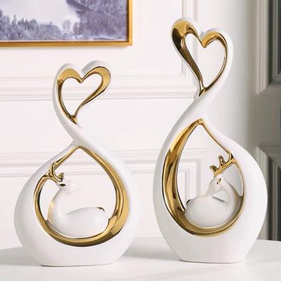 China Nordic Minimalist Customization Factory Luxury Deer Couples Love Shape Porcelain Ornaments Home Decor Creative Ceramic Shape Art Decoration for sale