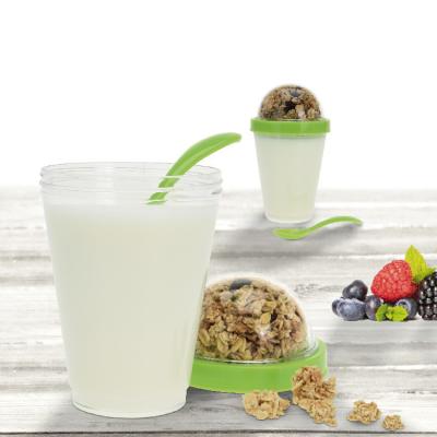 China Sustainabl 350ml Plastic Salad Cup Storage Containers Yogurt Cereal To Go Breakfast Plastic Cup With Spoon And Lid for sale