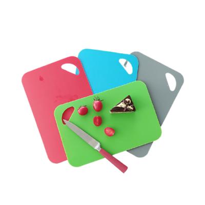 China High Quality Stocked Food Grade Kitchen Tools 4pcs PP Plastic Cutting Board For Home for sale