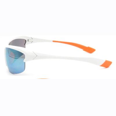 中国 Wholesale Sports Sunglasses PC Frame Polarized Sunglasses For Driving Sports Women Outdoor Sunglasses 販売のため