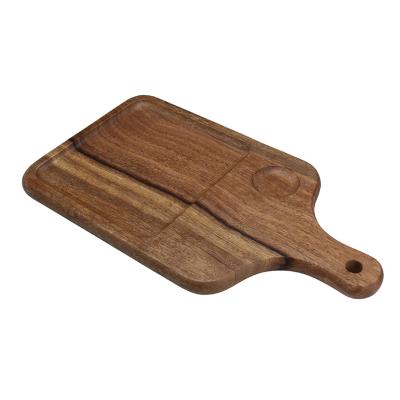 China Customized Creative Sustainable Beech Wood Chopper Square Wooden Cutting Board for sale