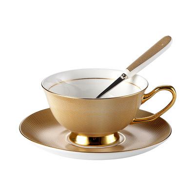 China Viable new design bone china tea cup and saucer coffee table set coffee table set Elegance Arabic gold European style teacup set for sale