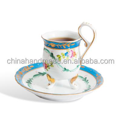 China Sustainable Arabic Coffee Cups And Saucers Sets Middle Eastern Gold Decor Tea Cups And Snack Dish Dessert Ceramic Dish for sale