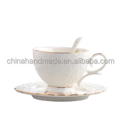 China Sustainable ArabicTea Cup Saucer Set Supplier Morden Coffee Cups Gold Decor Drinkware Ceramic European Style Dish Set for sale