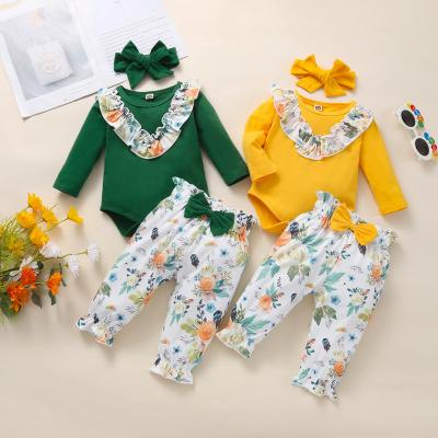 China Newborn boutique flower print baby overalls ruffle matching newborn romper wholesale baby clothes clothing set with headbands for sale