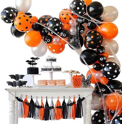 China Orange Garland Decoration Halloween Party Decorations Supplies Eco-Friendly Theme Black Halloween Latex Balloons Confetti Balloons Kit for sale