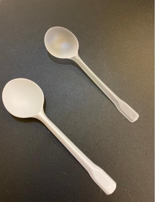 China 14cm White / Clear Disposable PP Plastic Spoon 2.7g YJ-DS033 YJ-DS033 for sale