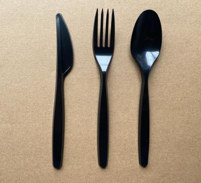 China Hot Selling Home Hotel Restaurant Disposable Plastic Cutlery Set 3.5g 180mm Black Fork and Knife One Set for sale