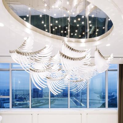 China Modern Handmade Art Decor White Feather Hotel Lobby Glass Chandelier Lighting To Wedding Lamp for sale