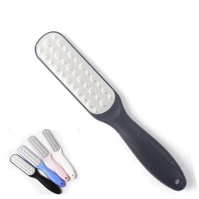 China Remove Dead Peel Black Metal Horned High Quality Double Side Foot Folder Callus Remover Tools With Smooth Plastic Handle for sale