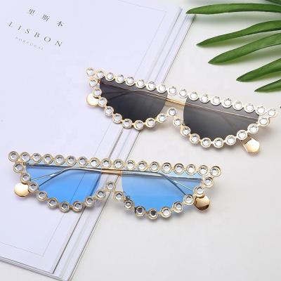 China New European and American fashion sunglasses fashion tide sunglasses cat eye sunglasses personality with diamond glass sunglasses for sale