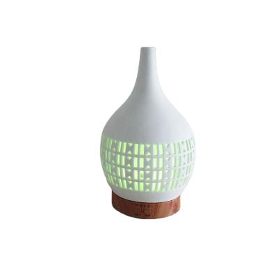 China Mordern Home Porcelain Essential Oil Aroma Diffuser for sale