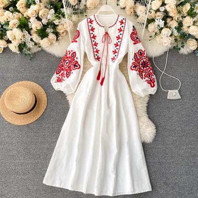 China 2022 Autumn New Anti-static Embroidered Flower Neck Lantern Round Sleeve Pleated Long Loose Slim Soft Skirt Dress For Women for sale