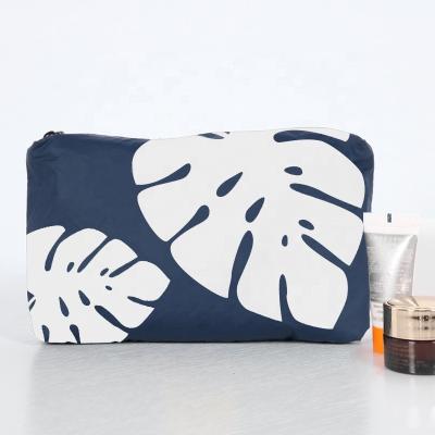 China Tyvek coated PU film/lightweight/waterproof& CHANGRONG travel tyvek zipper makeup washable custom organizer bag custom logo for sale