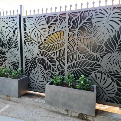 China Strong Outdoor Garden Metal Partition Fence Patio Metal Screen Decoration for sale