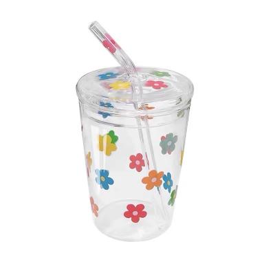 China Viable Good Quality Popular Cute Glass Lid Straw Cup Creative Scale With Flower Cis Shaotian Coffee Milk Tea Fruit Squeezer Glass Mug for sale