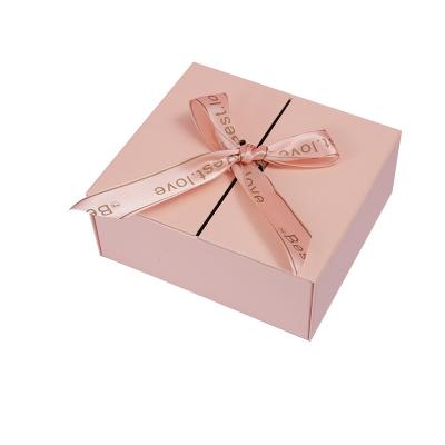 China TOSUN Recyclable Paper Box Cosmetic Packaging Gift Boxes Custom Packaging Gift Boxes With Ribbon for sale