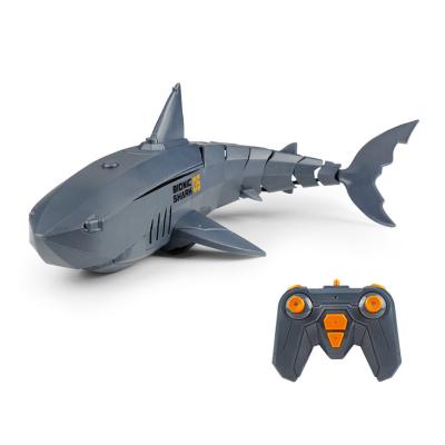 China Amazon Hot Sale RC Simulation Waterproof Shark Toys Waterproof 2.4G Shark Boat Radio Control Electric Remote Control Kids Toys Gift for sale