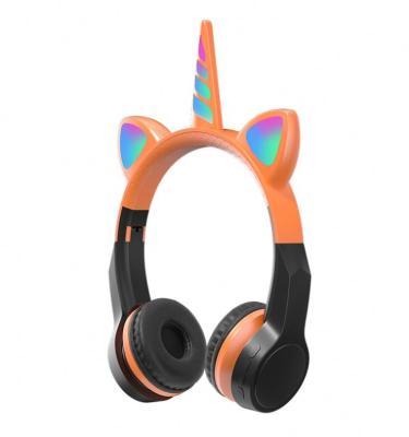 China Hot Selling Wireless Earphone BT Headset Cat Ear Gaming Stereo Headset For Kids for sale