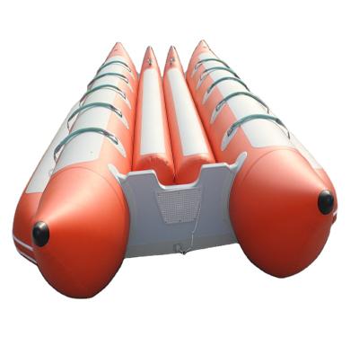 China Good Quality PVC Fish Banana Boat 2 To 8 Person Inflatable Pontoon Flying Boat for sale