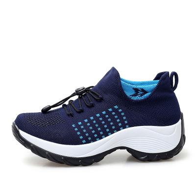 China Anti-slippery Theft Thick Bottom Mesh Fashion Leisure Sports Upper Women's Flip Shoes for sale