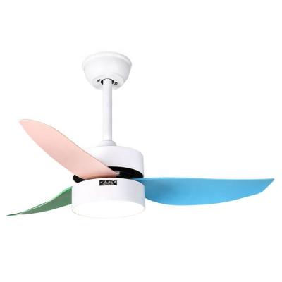 Cina 2021 new design modern smart kid decorative cooling remote control led ceiling fan with light in vendita