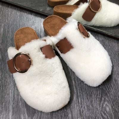 China Winter Flat High Quality Warm Girls Real Lamb Fur Slides Real Fur Slides Ladies Fur Slippers For Women Outdoors for sale