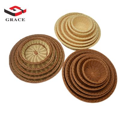 China Disposable Woven Bread Basket 12 In Round Poly-Wicker Food Fruit Vegetable Basket Serving Basket For Shop Kitchen for sale