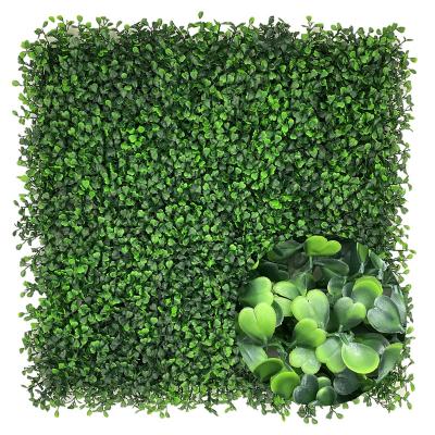 China New PE Boxwood Pyramid Eco - Friendly Artificial Topiary Hedge Board Artificial Plant Wall for sale