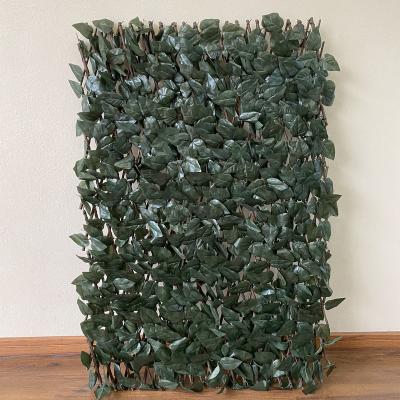 China High Quality Eco-friendly Fake Leaves Ivy Fence Artificial Leaf Fence For Outdoor Garden Decor for sale