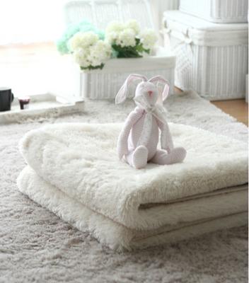 China Hand Tufted White Aera Rug Plush Carpets From China Carpets Factory for sale