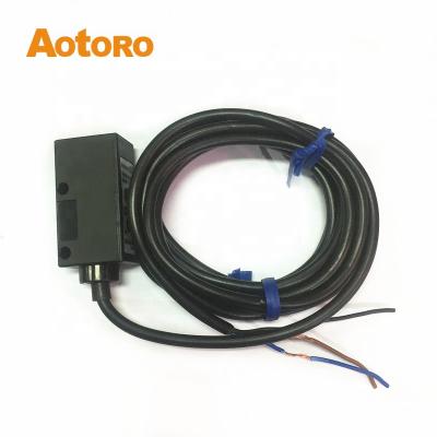 China E3S-DS10B1 Industrial Automation Widespread Photoelectric Proximity Sensor Price for sale