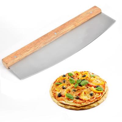 China Wooden Practical Premium Comfortable Sharp Knife Viable Sharp Blade Swing Arc Cutter Pizza Cutter Pizza Baking Tools for sale